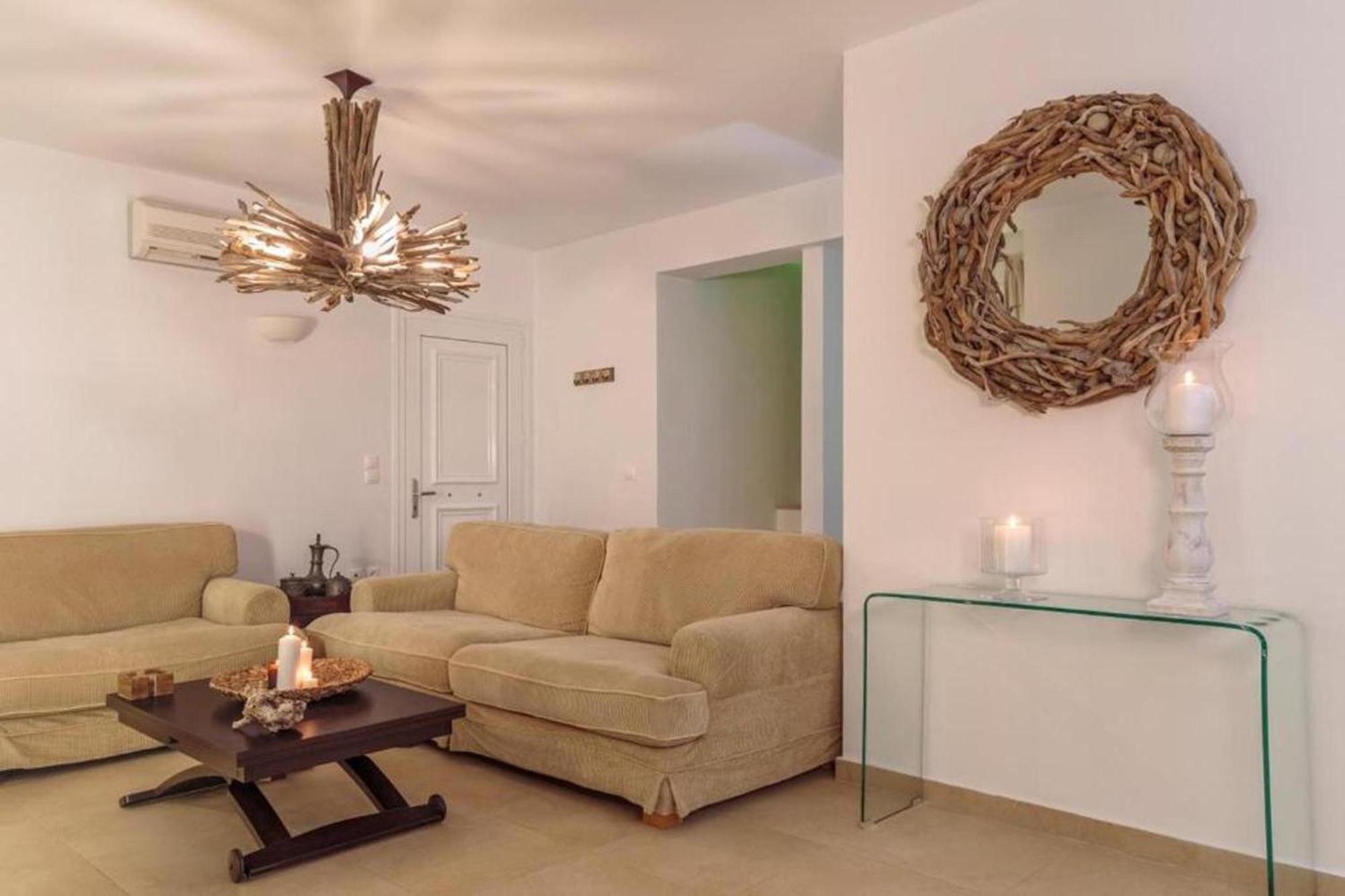Villa Sevil Lakhania Esterno foto