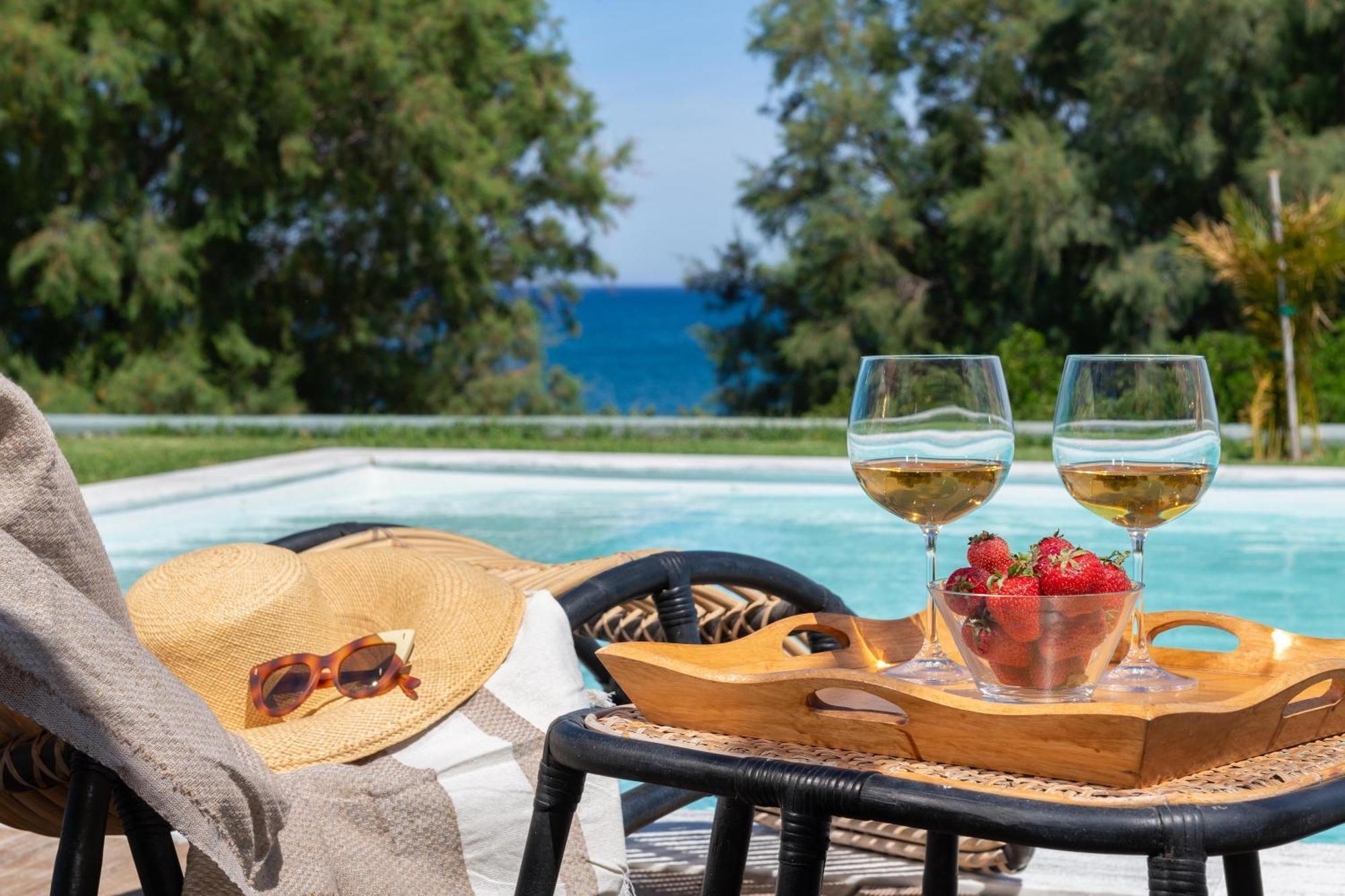 Villa Sevil Lakhania Esterno foto